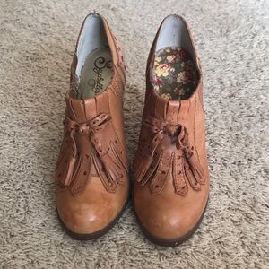 Adorable shoes for fall